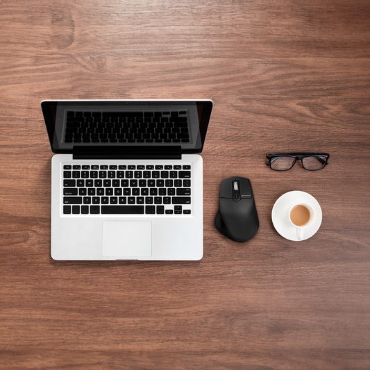 Ratón Phoenix M2 conectado por cable USB-C